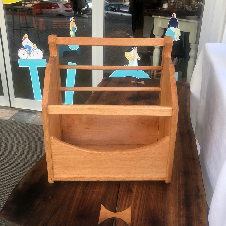 ahşap gazete ve mecmualık